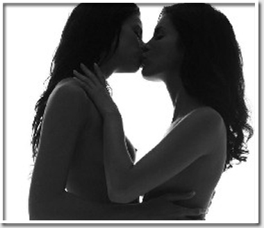 Бисексуальность – это романтическое влечение, сексуальное влечение, или сексуальное поведение по отношению одновременно к мужчинам и женщинам.