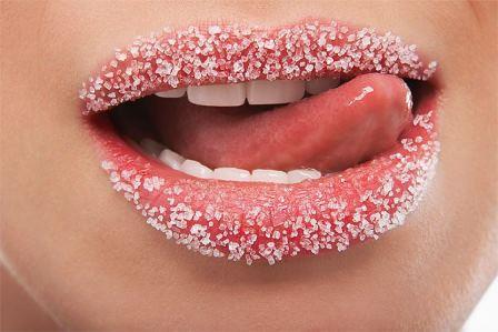 Сахар – это общее название сладких растворимых углеводов, многие из которых используются в пище. Существуют различные типы сахаров, получаемые из разных источников.
